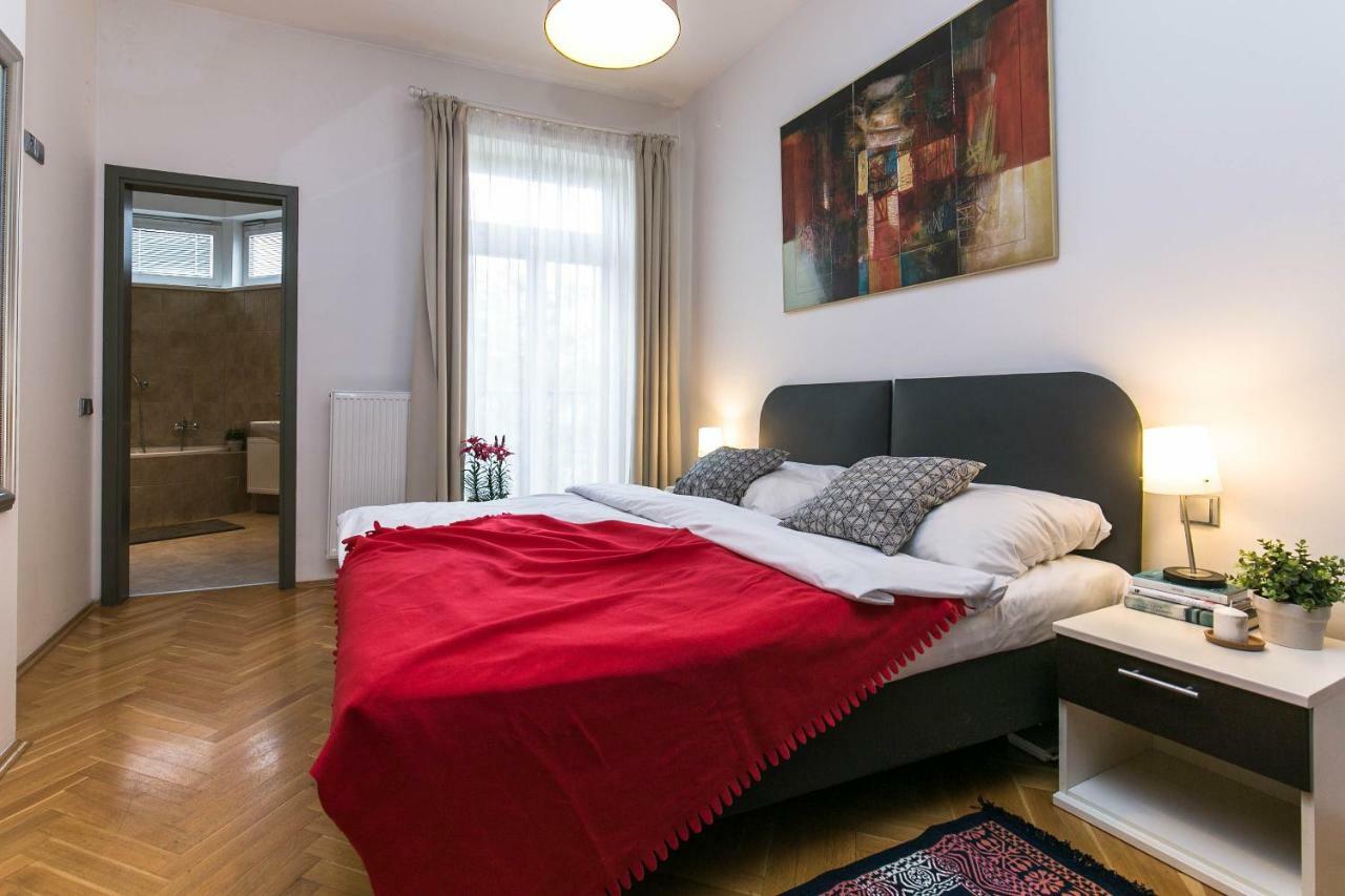 Art Apartments Prague II Bagian luar foto